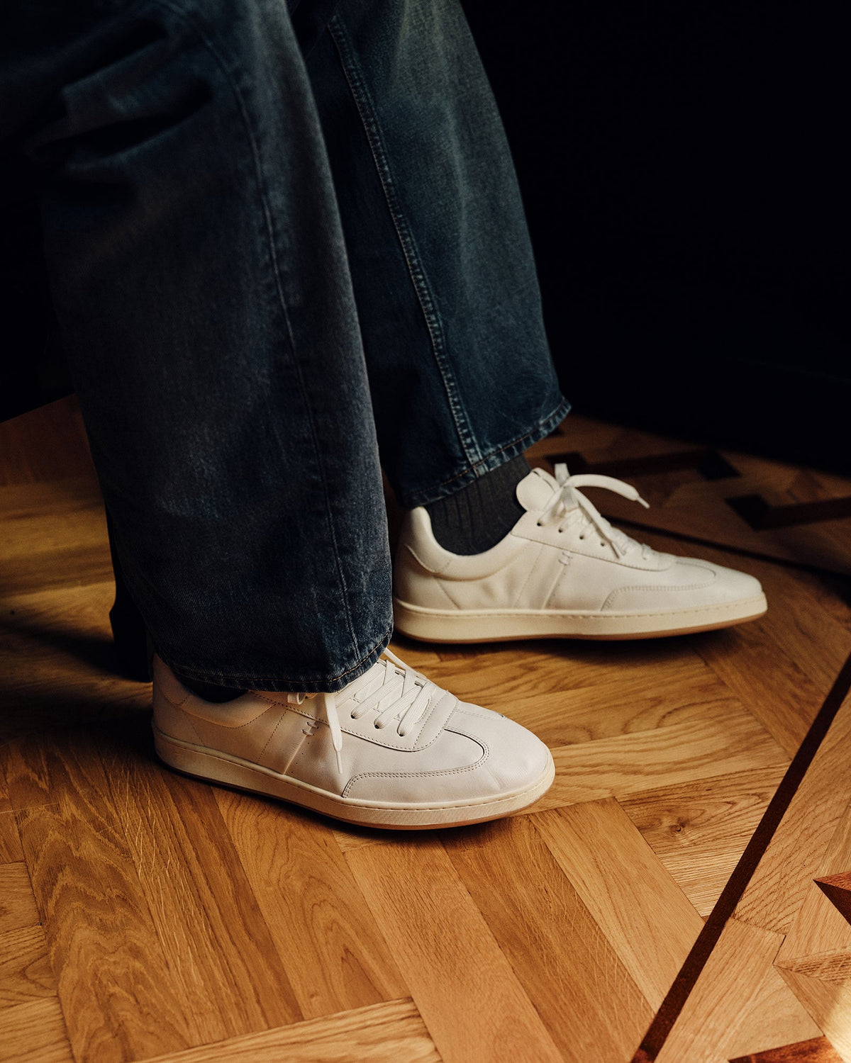 DYLAN WHITE  Famous | Online Store