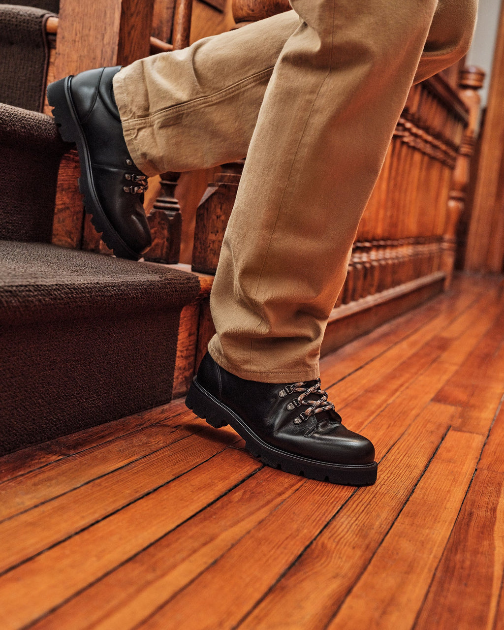 TURBO BLACK LEATHER  Famous | Online Store
