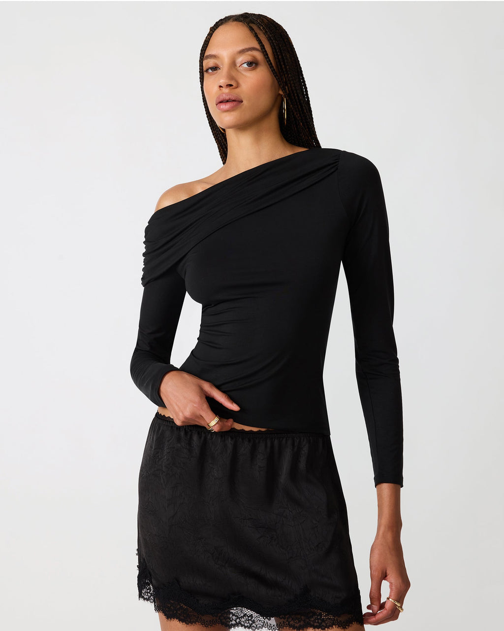RYDER KNIT TOP BLACK  Famous | Online Store