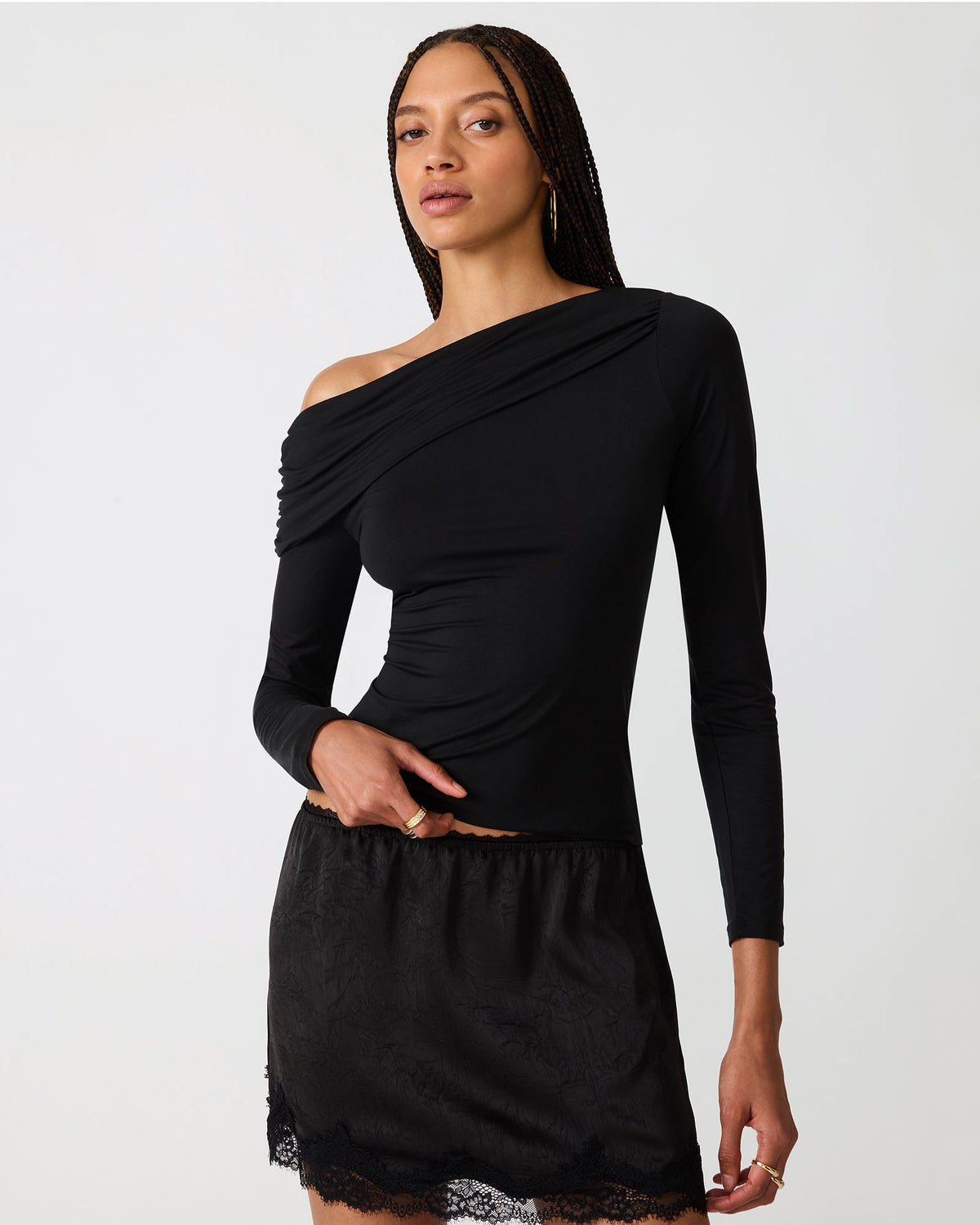RYDER KNIT TOP BLACK  Famous | Online Store