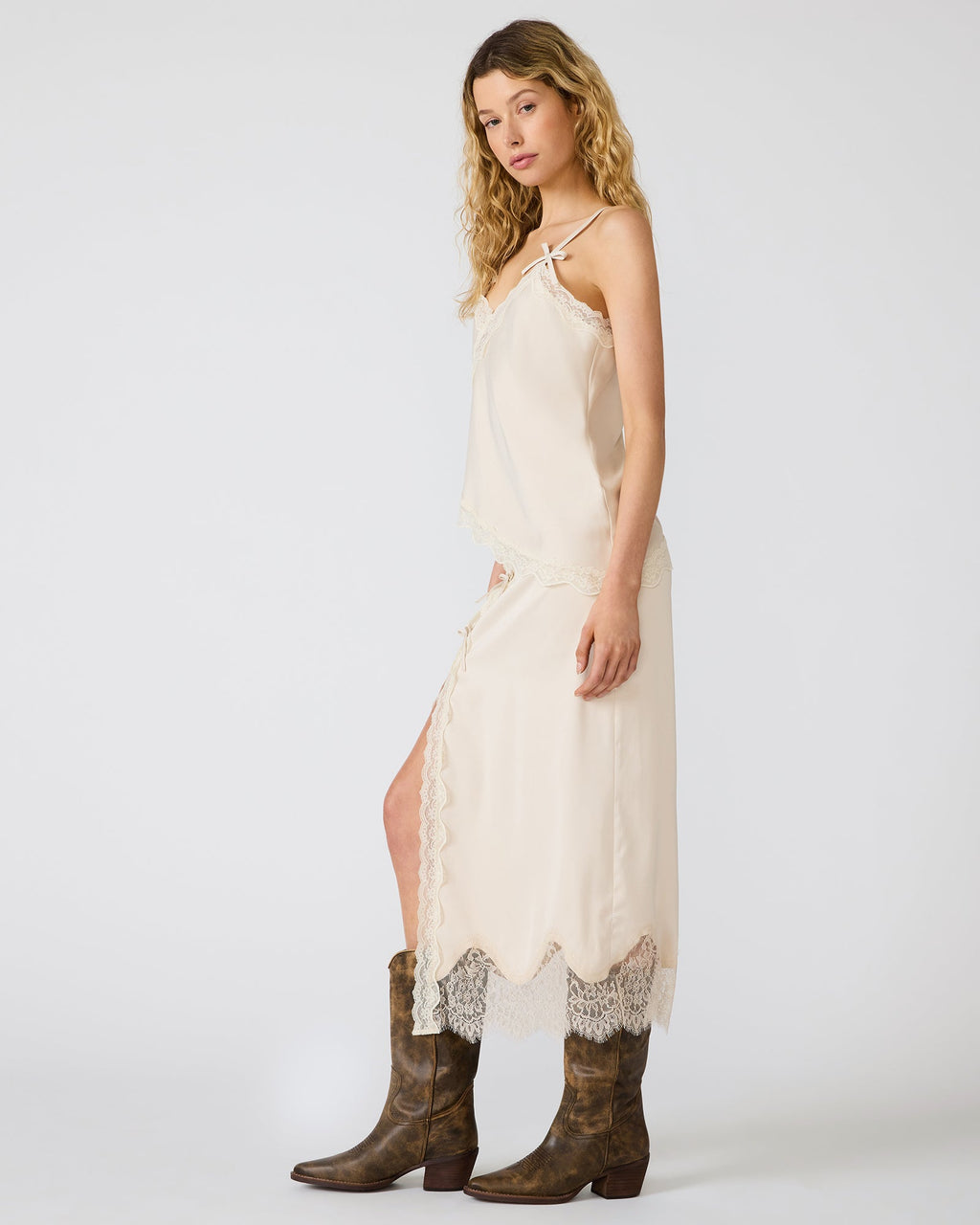 LAKELY TOP IVORY  Famous | Online Store