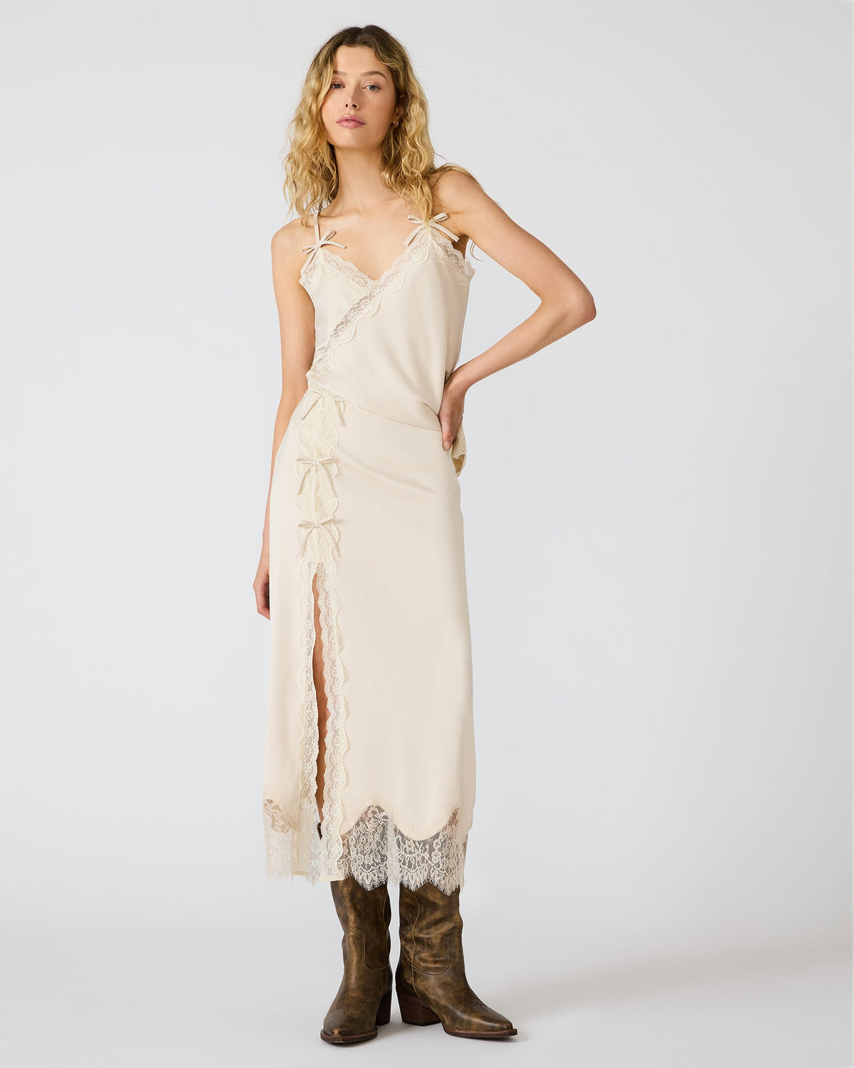 LISSANDRA SKIRT IVORY  Famous | Online Store