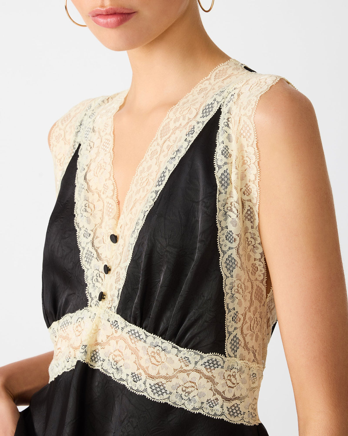 ELINOR TOP BLACK  Famous | Online Store