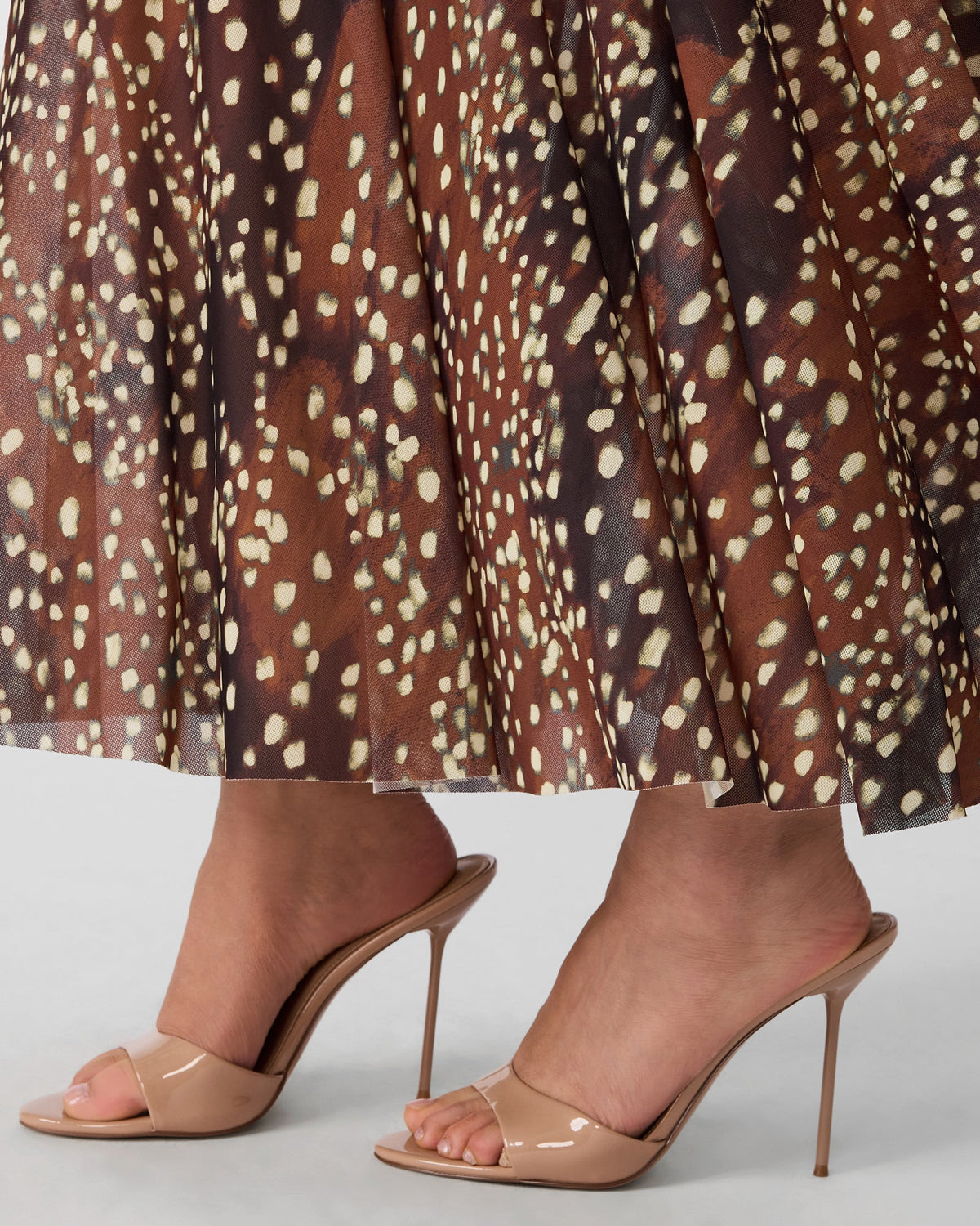 VIVARA DRESS SMOKEY BROWN  Famous | Online Store