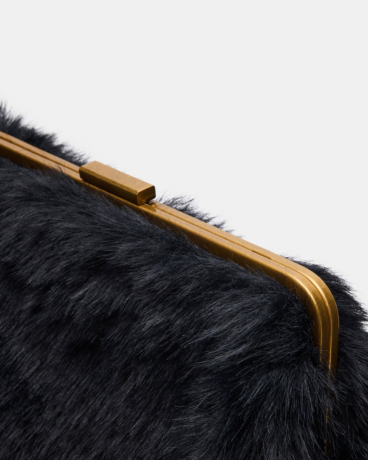 SEFINA FAUX FUR BAG BLACK  Famous | Online Store