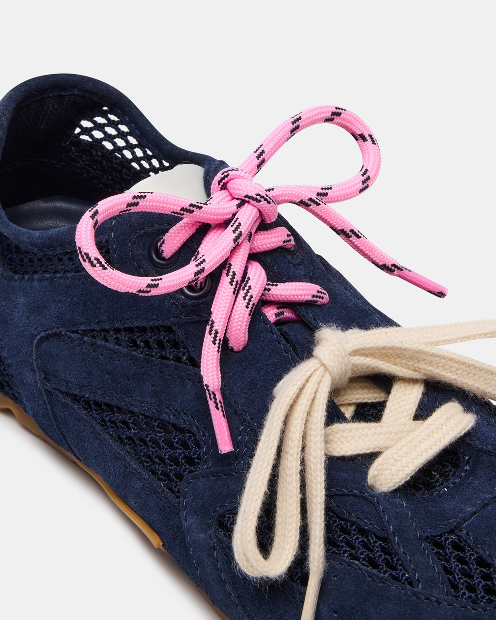 SHOELACE PINK  Famous | Online Store