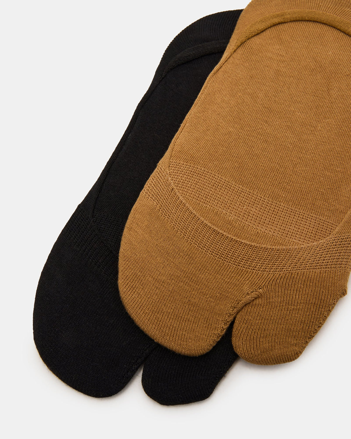 SPLIT TOE LINER SOCKS BLACK/NUDE  Famous | Online Store