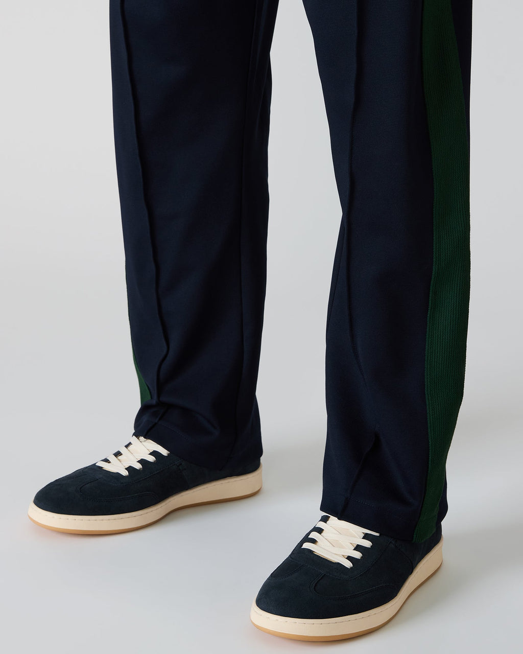 DYLAN NAVY/WHITE  Famous | Online Store