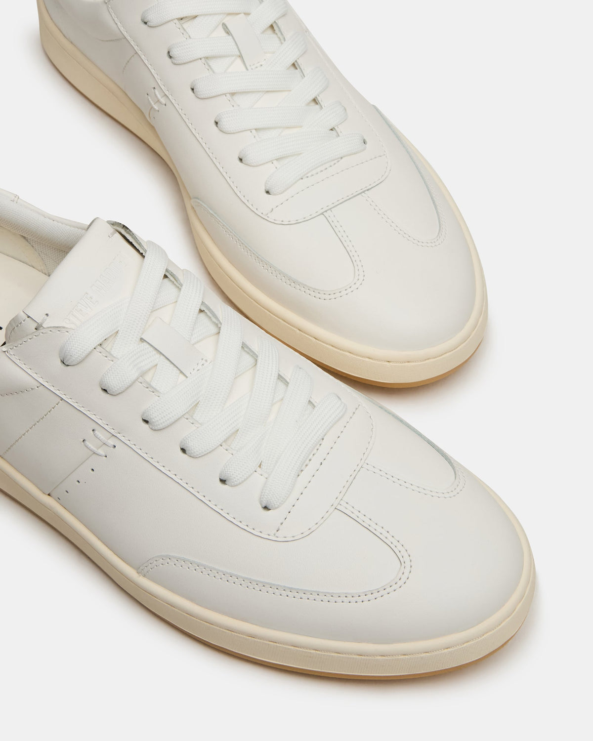 DYLAN WHITE  Famous | Online Store