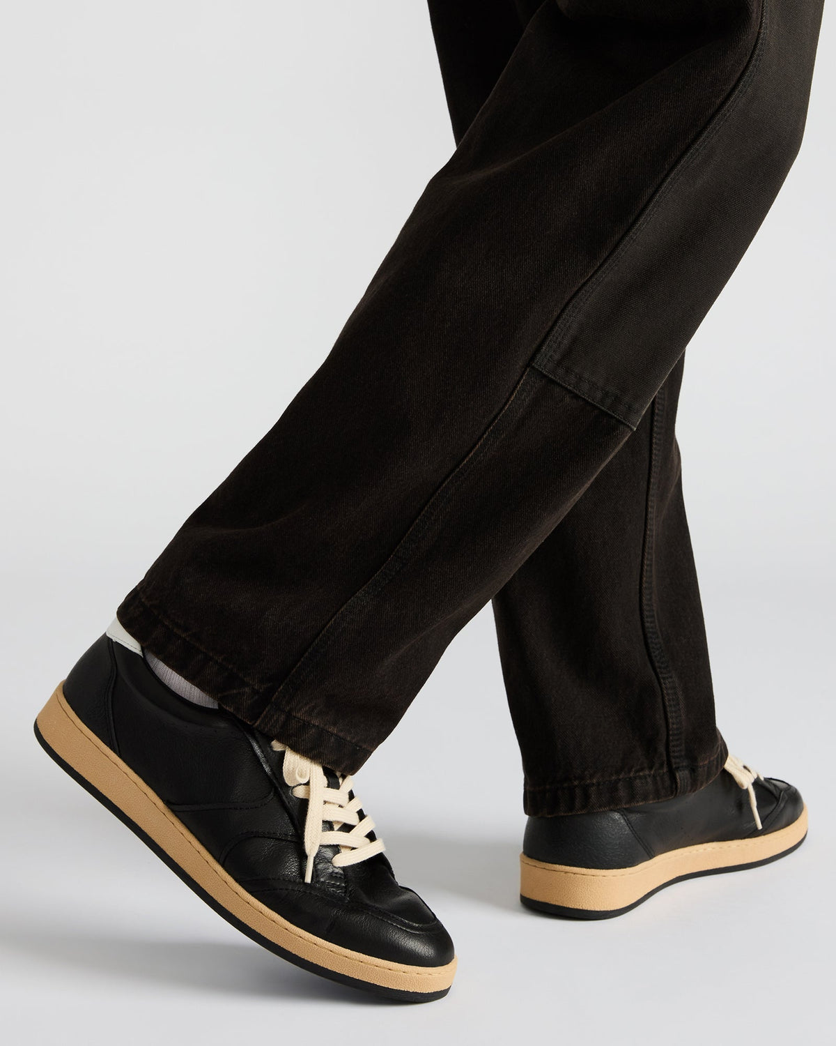 PRISMO BLACK LEATHER  Famous | Online Store