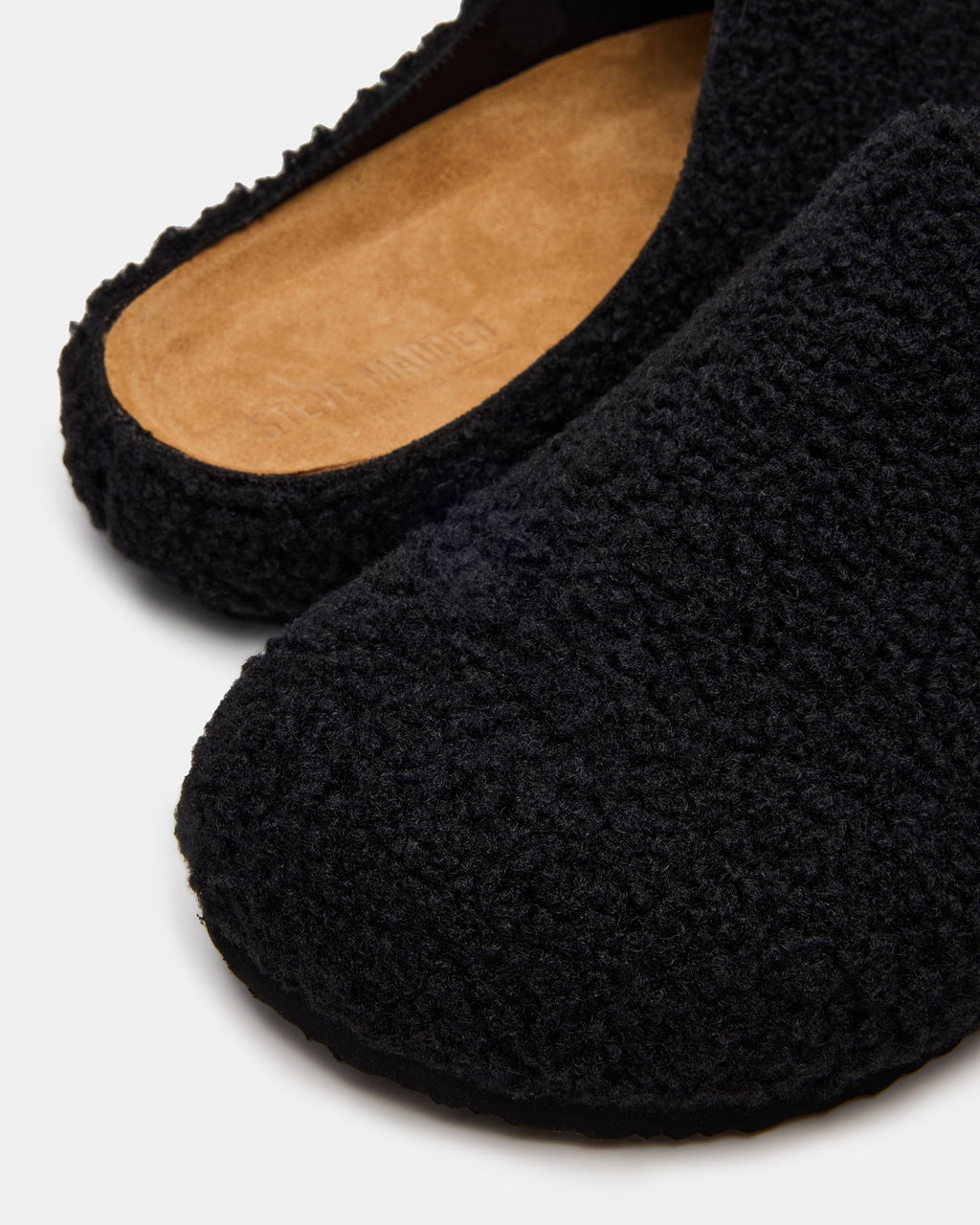 WENDELIN BLACK  Famous | Online Store