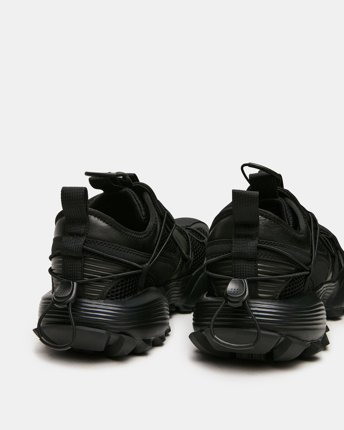 ZAREK BLACK  Famous | Online Store