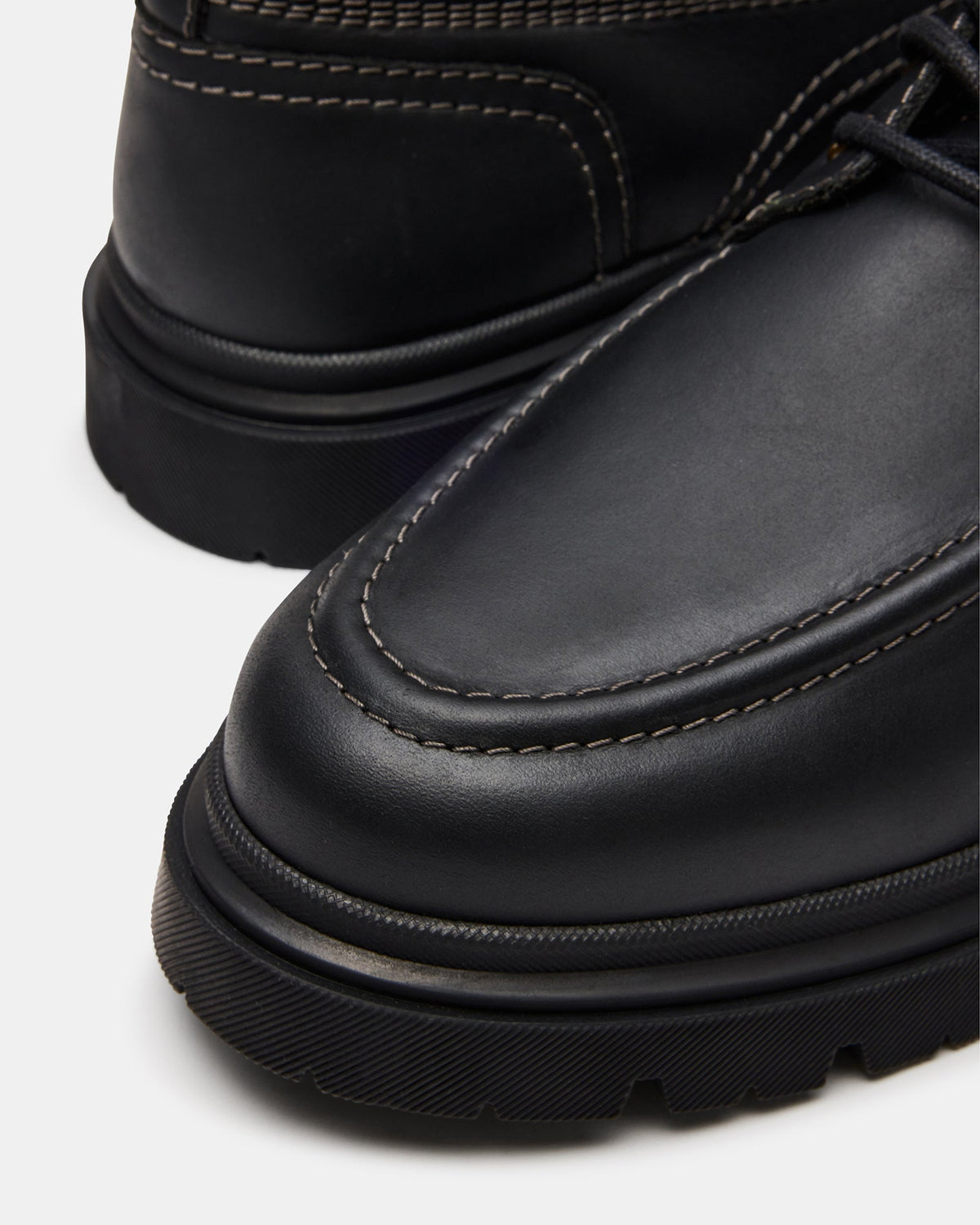 ZECHARIAH BLACK  Famous | Online Store