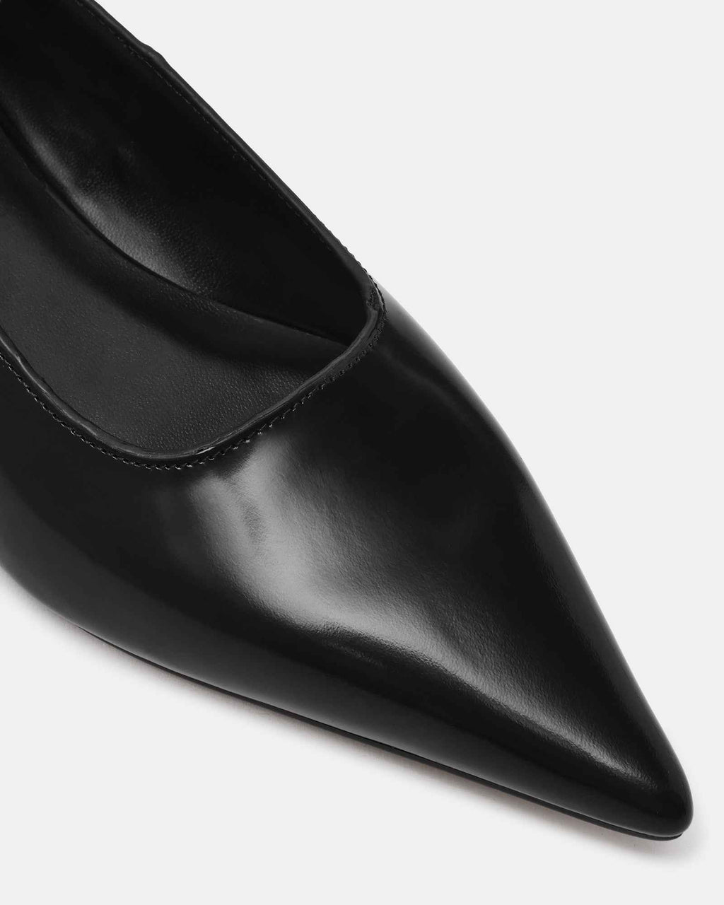 ARDYN BLACK LEATHER