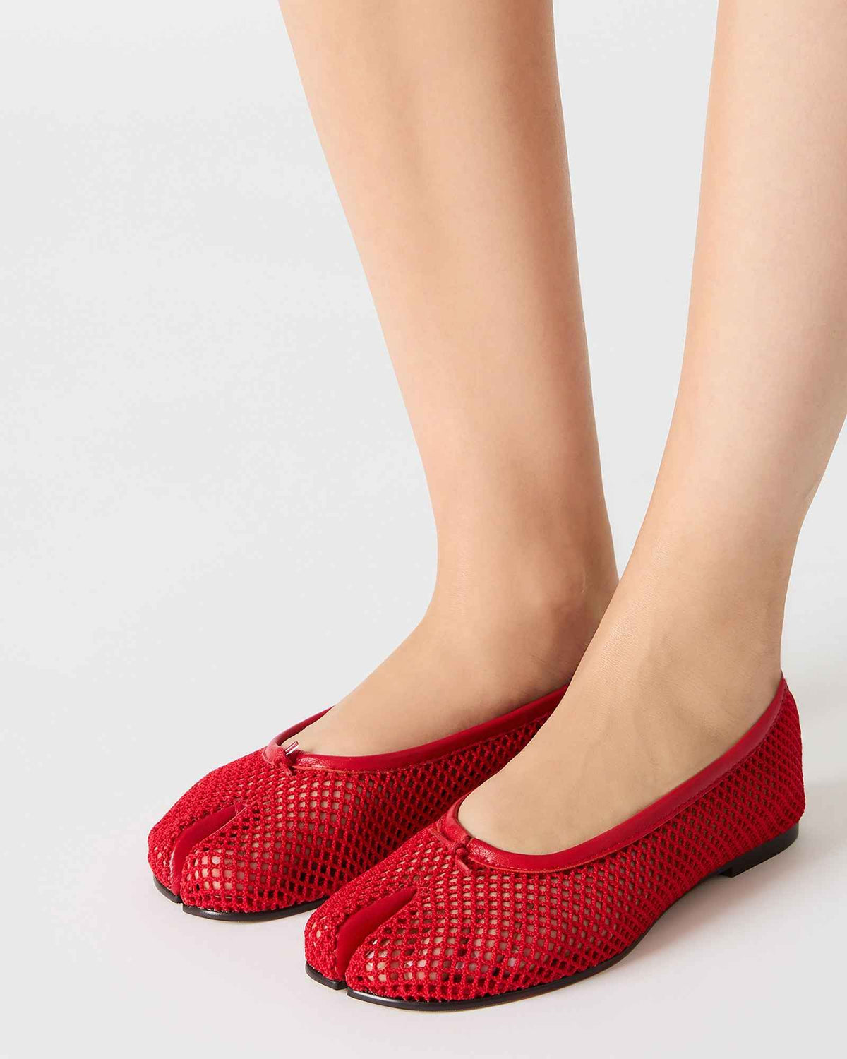 CALICO RED MESH
