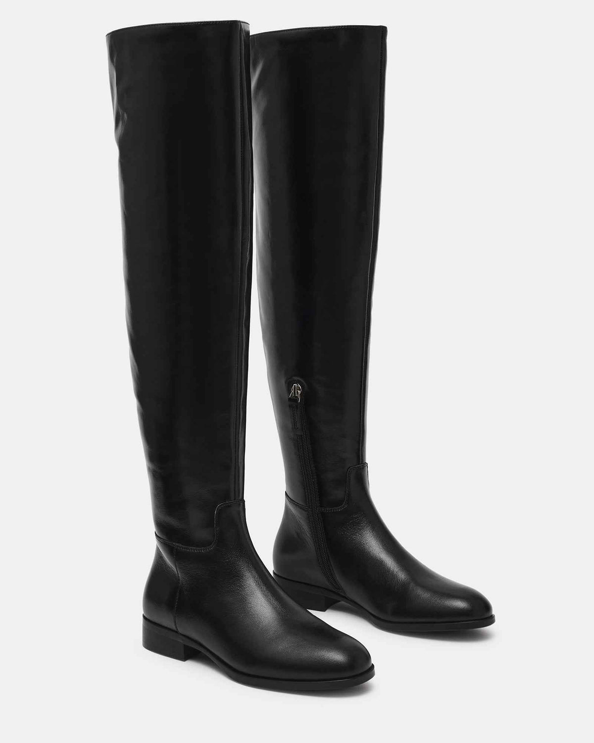 CANTER BLACK LEATHER