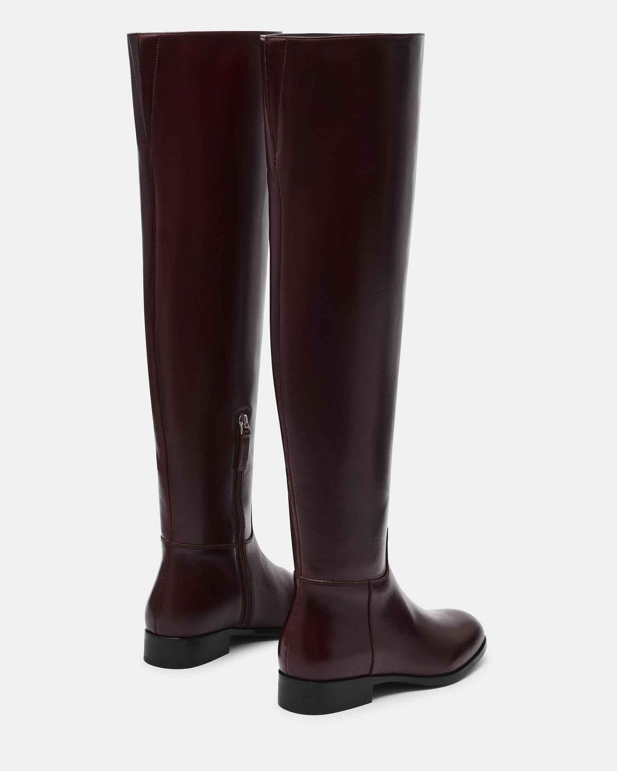 CANTER DARK CHERRY LEATHER
