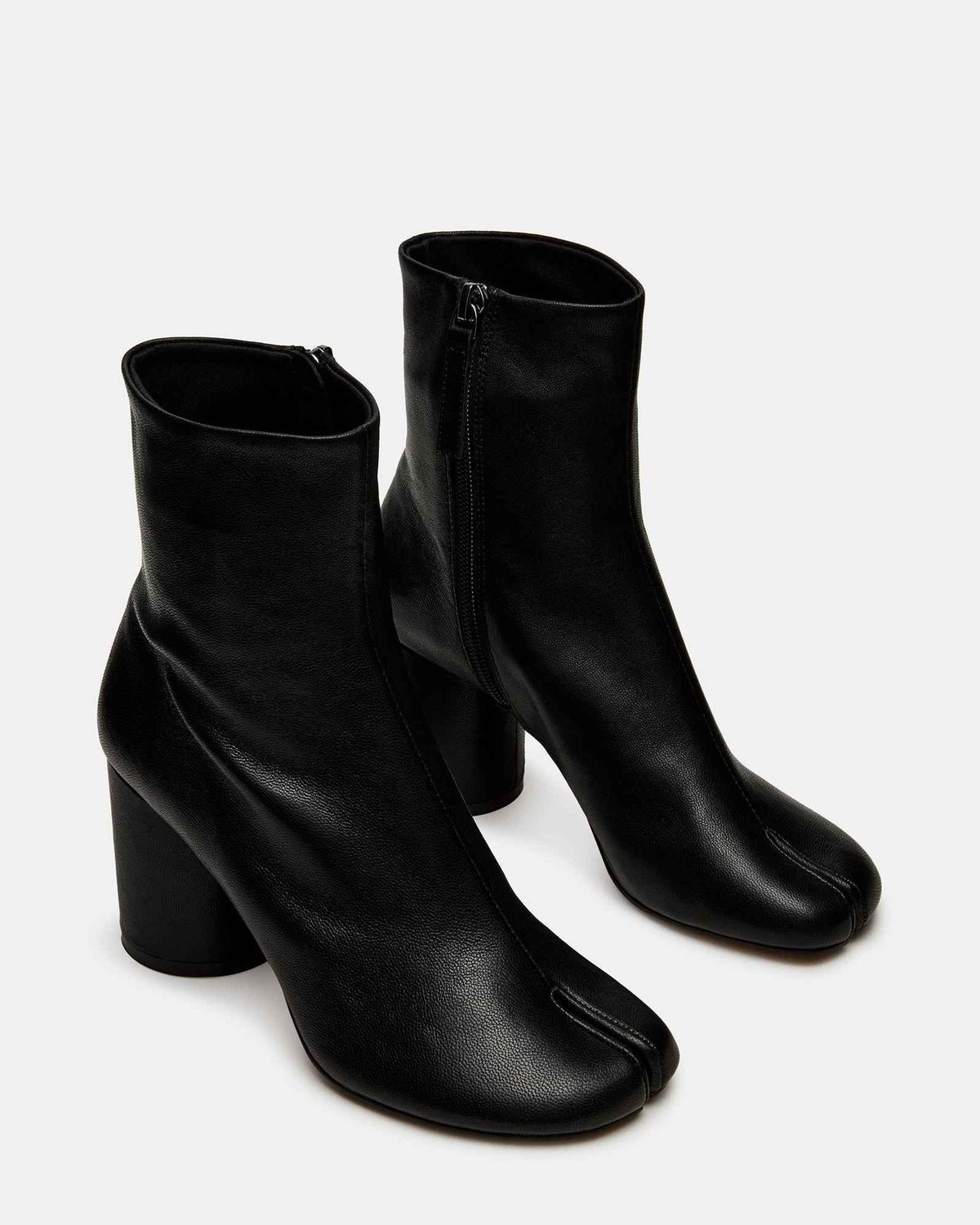 CARO BLACK LEATHER