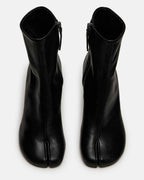 CARO BLACK LEATHER