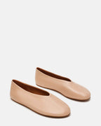 CYNTRA NATURAL LEATHER