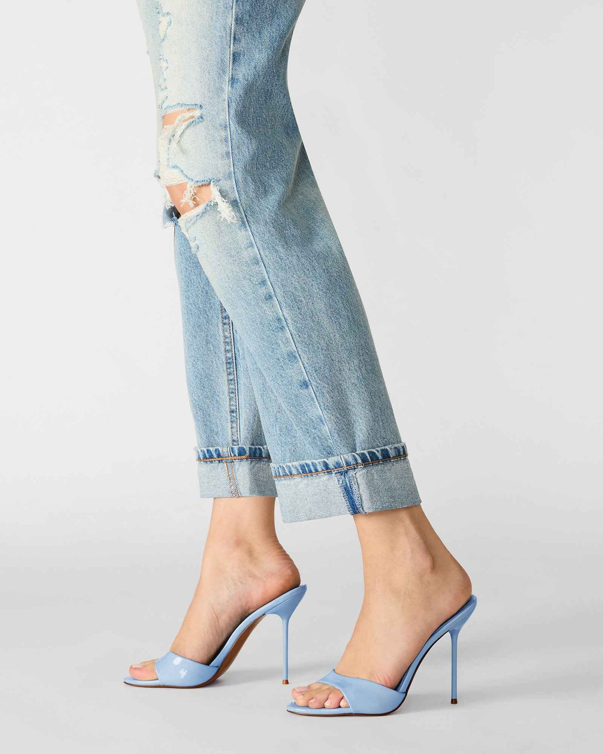 DAVINA LIGHT BLUE