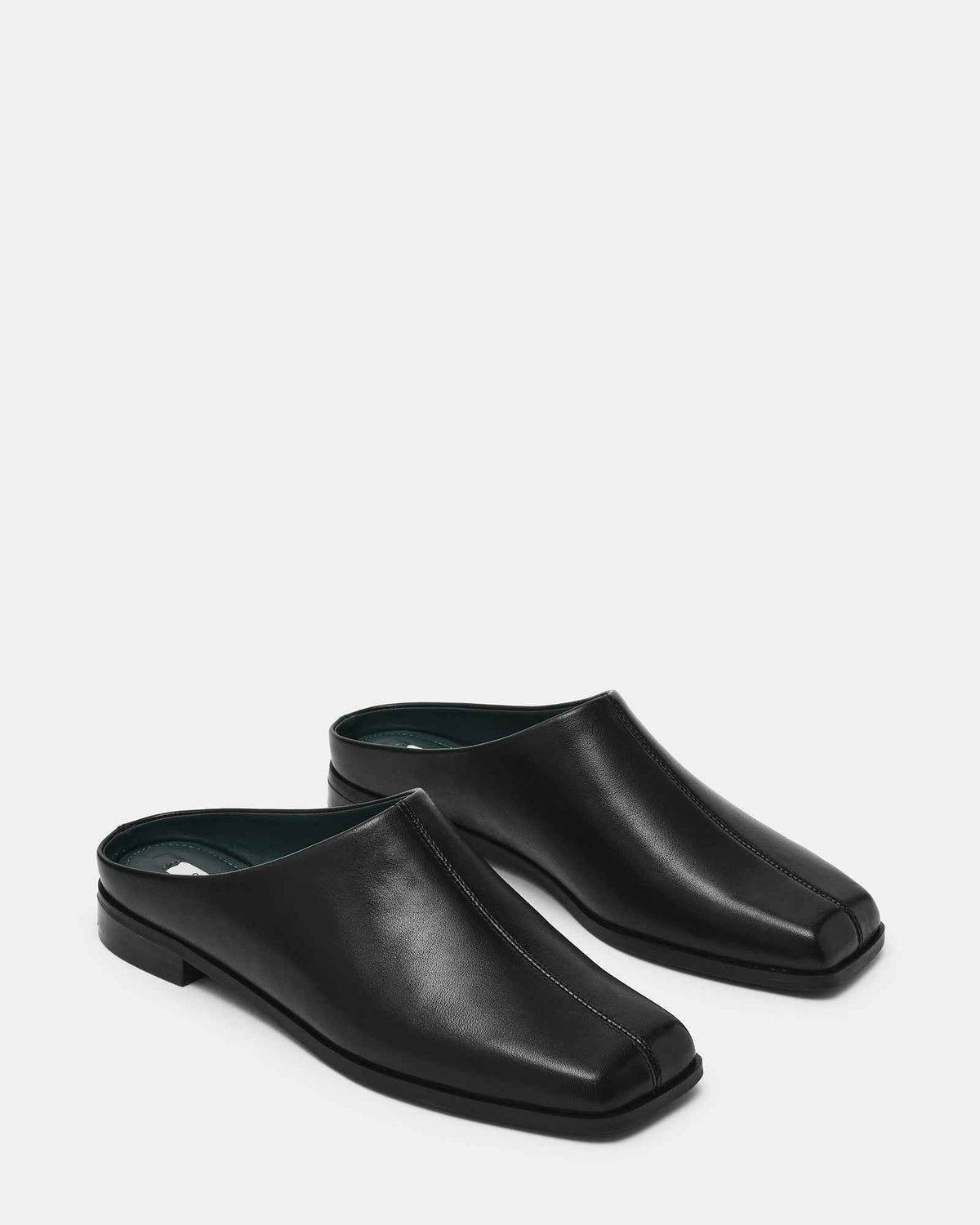 DELPHY BLACK LEATHER