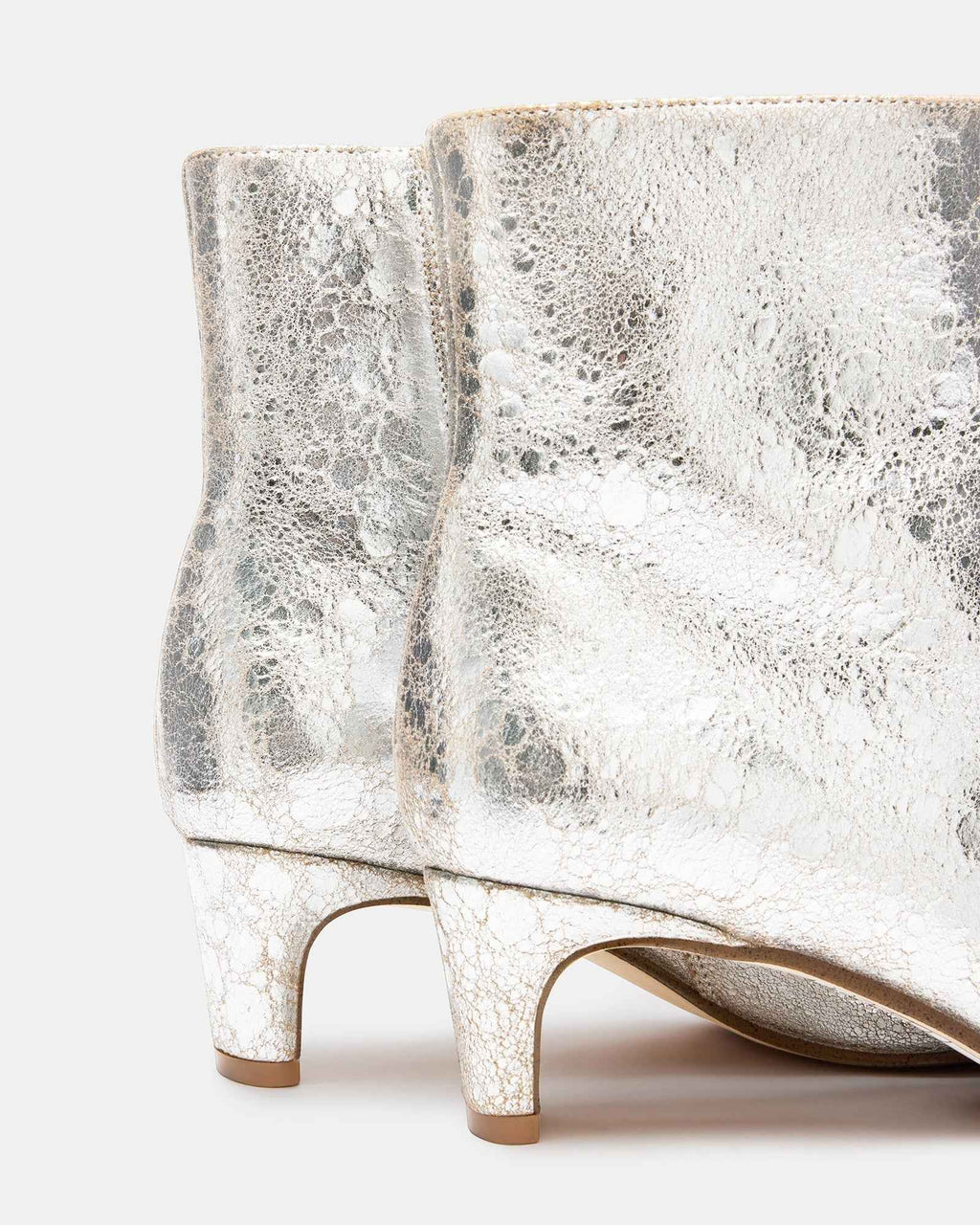 DELVIE SILVER LEATHER