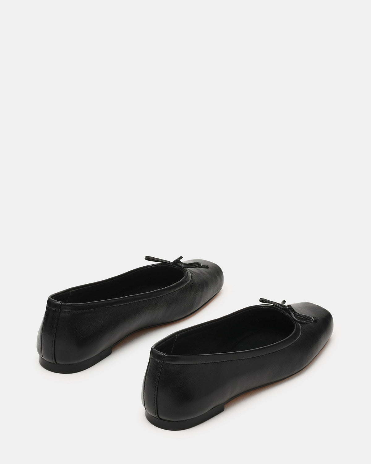 ELEVE BLACK LEATHER  Famous | Online Store
