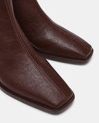 ERALYN BROWN  Famous | Online Store
