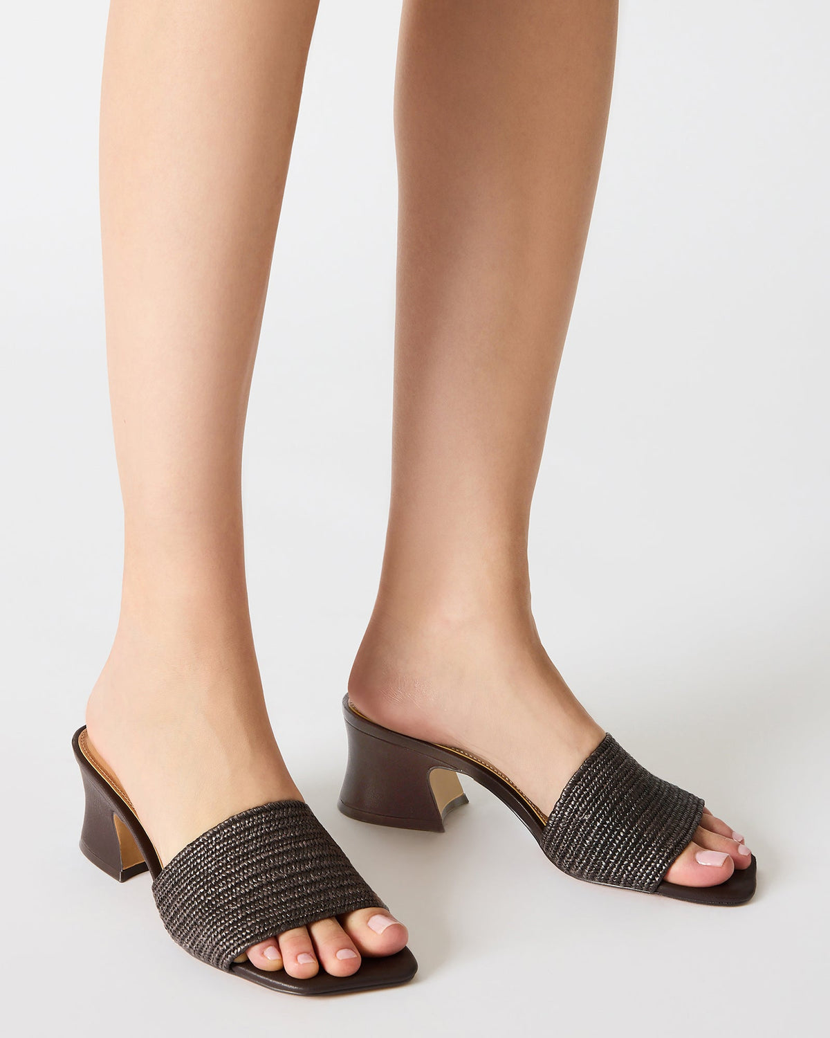 FROLIC BROWN RAFFIA  Famous | Online Store