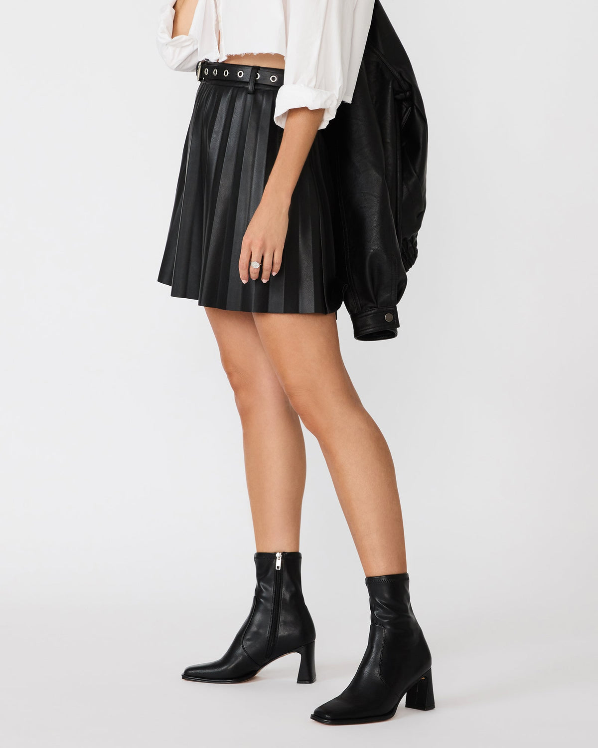 HAELYN BLACK  Famous | Online Store