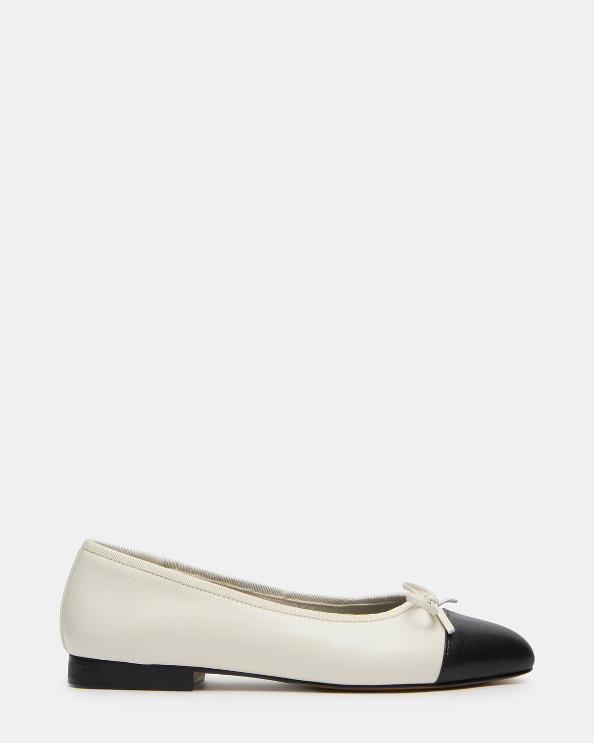 KIT WHITE/BLACK  Famous | Online Store