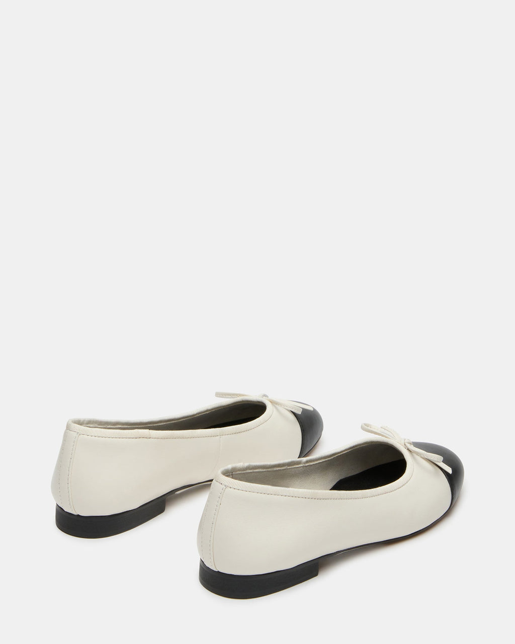 KIT WHITE/BLACK  Famous | Online Store