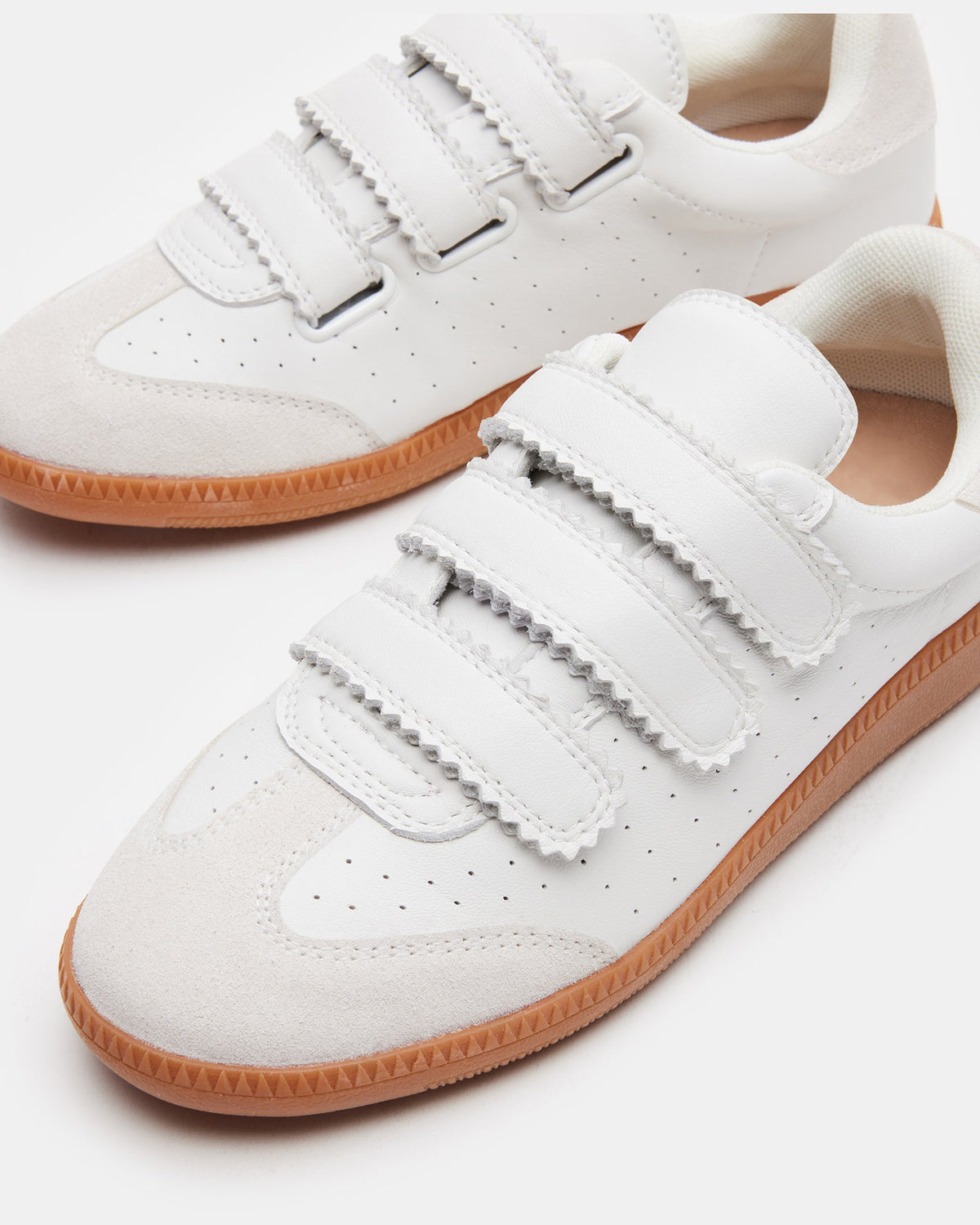 MOMENTUM WHITE  Famous | Online Store