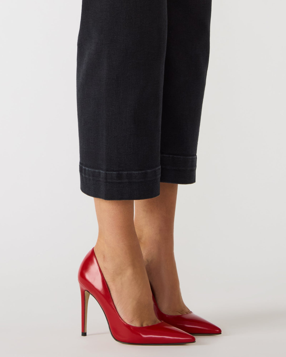 NOIR RED LEATHER  Famous | Online Store