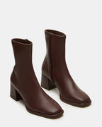 PAMMY BROWN  Famous | Online Store