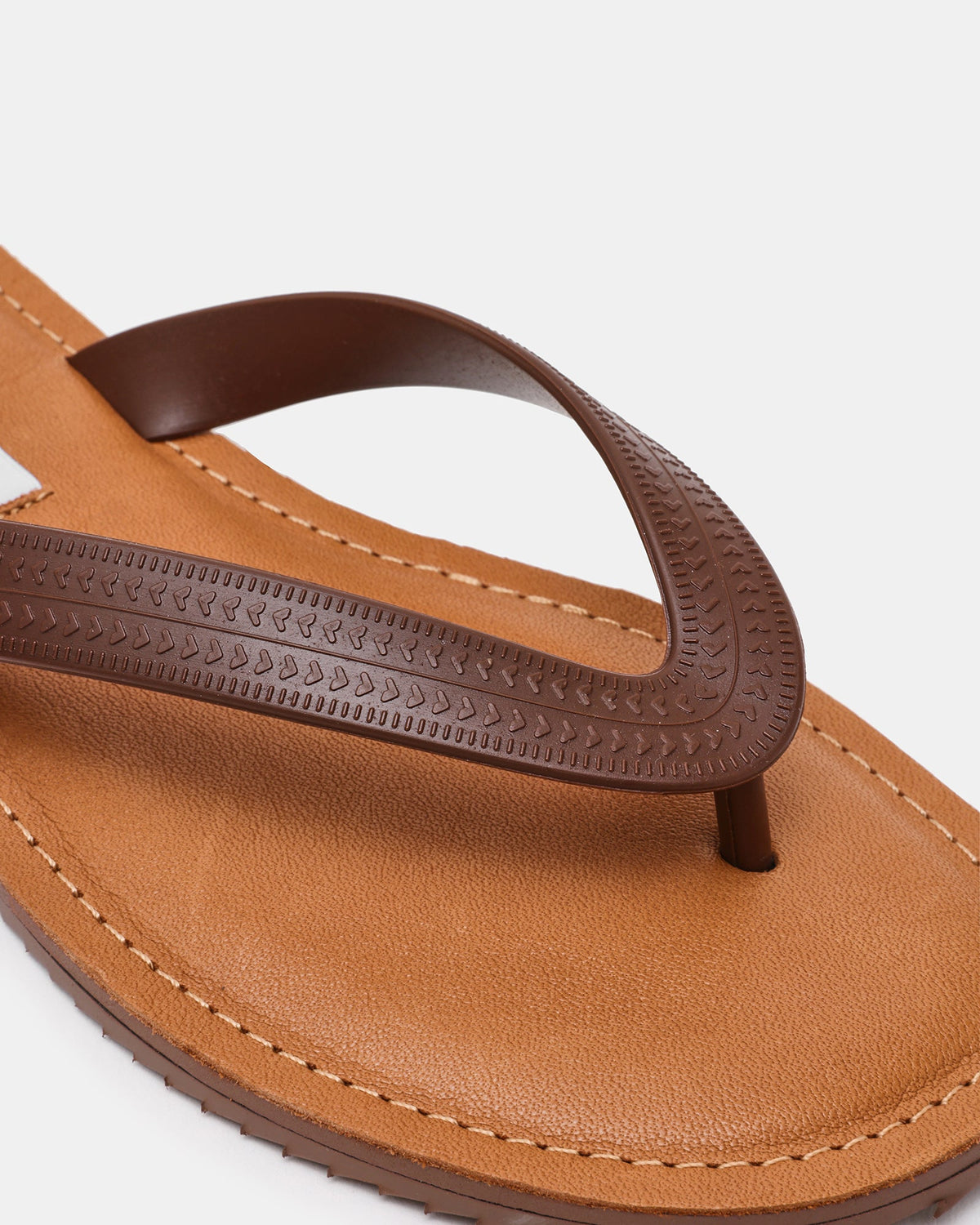 PEYLAN BROWN  Famous | Online Store
