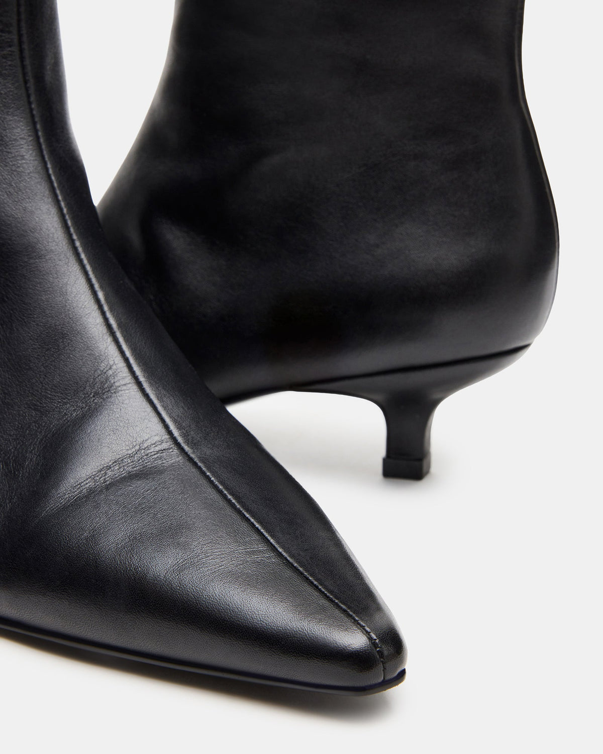 VILE BLACK LEATHER  Famous | Online Store