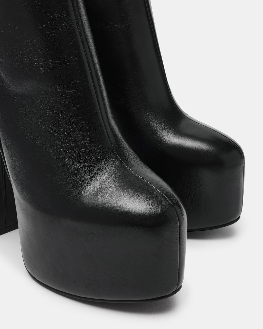 SCORN BLACK LEATHER  Famous | Online Store