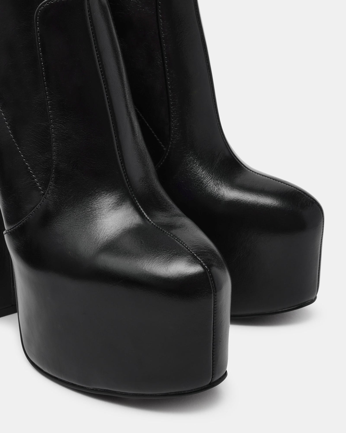 SENARA BLACK LEATHER  Famous | Online Store