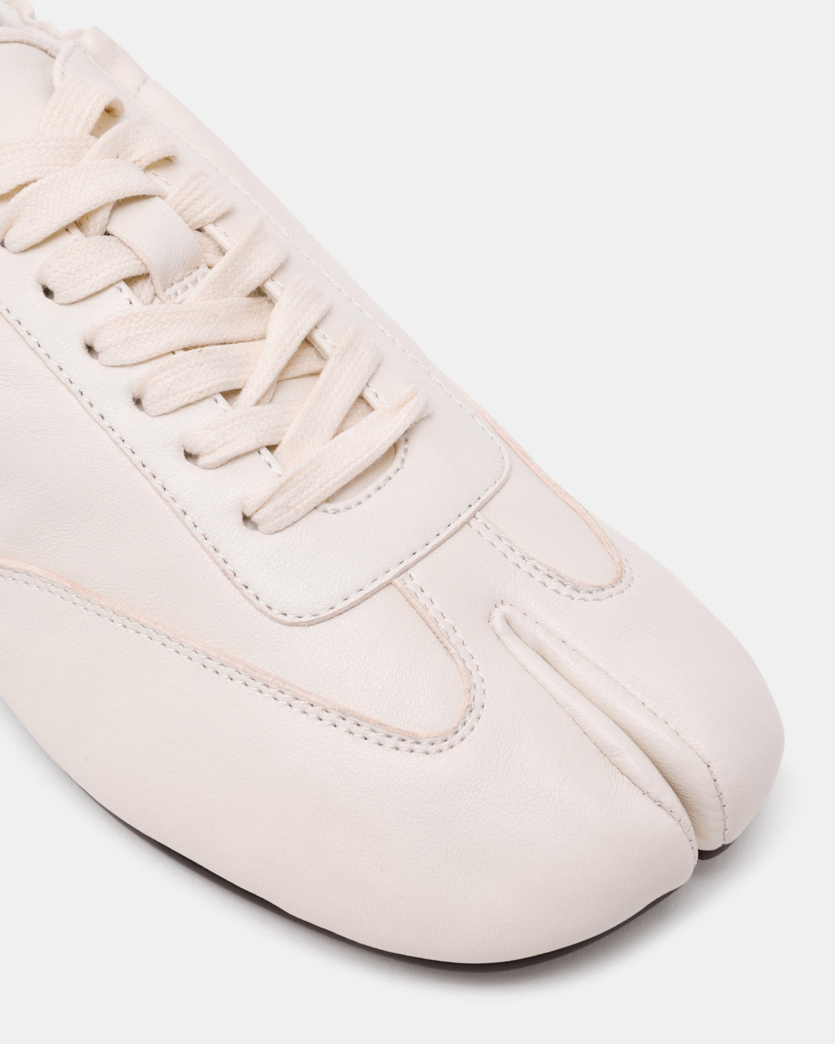 SOUTH WHITE LEATHER  Famous | Online Store