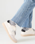 SPORTY WHITE  Famous | Online Store
