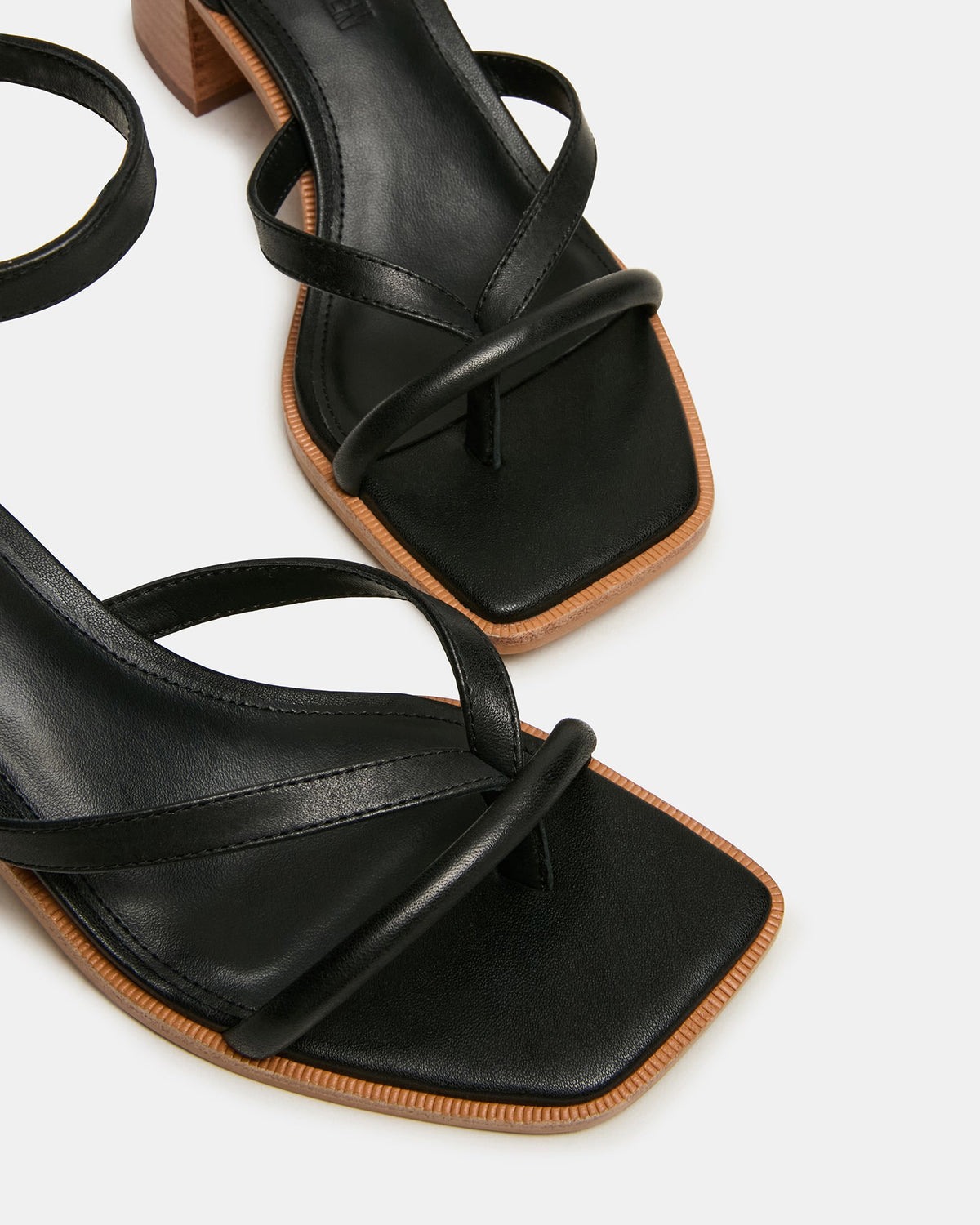 TILLY BLACK LEATHER  Famous | Online Store