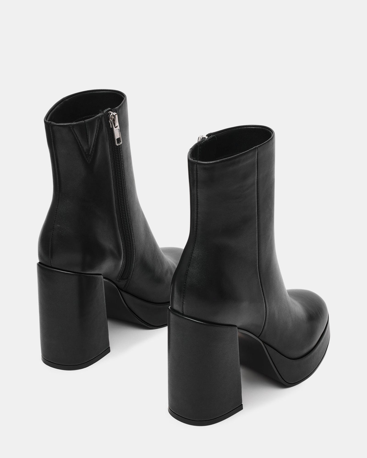 TYRA BLACK LEATHER  Famous | Online Store